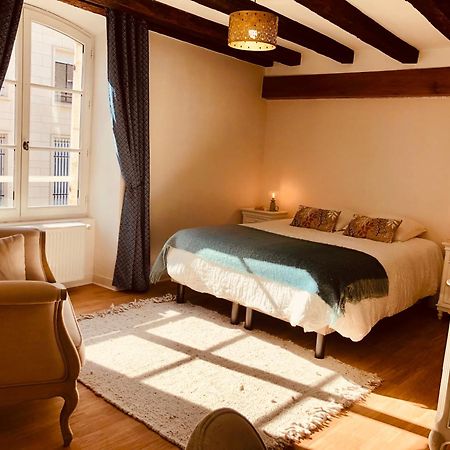 L'Amantine Chambres D'Hotes Et Gite Bourges Esterno foto
